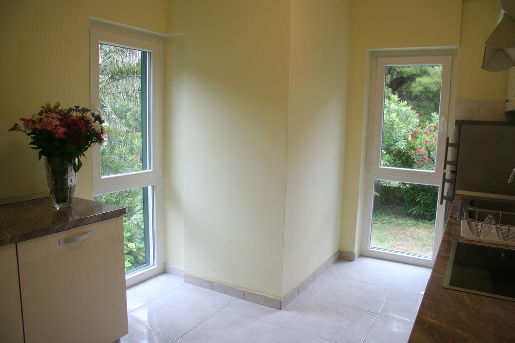אומיס Sabina Apartments חדר תמונה